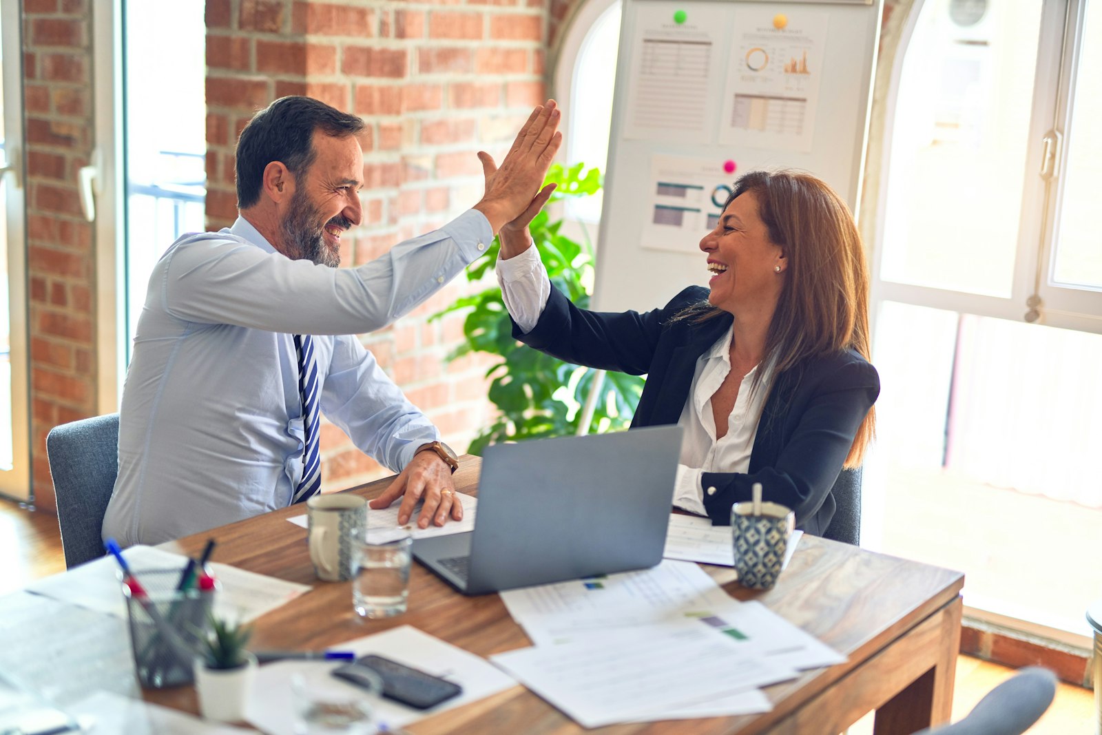 Certificazioni ISO 9001, 14001, 45001 e SA8000 per aziende
